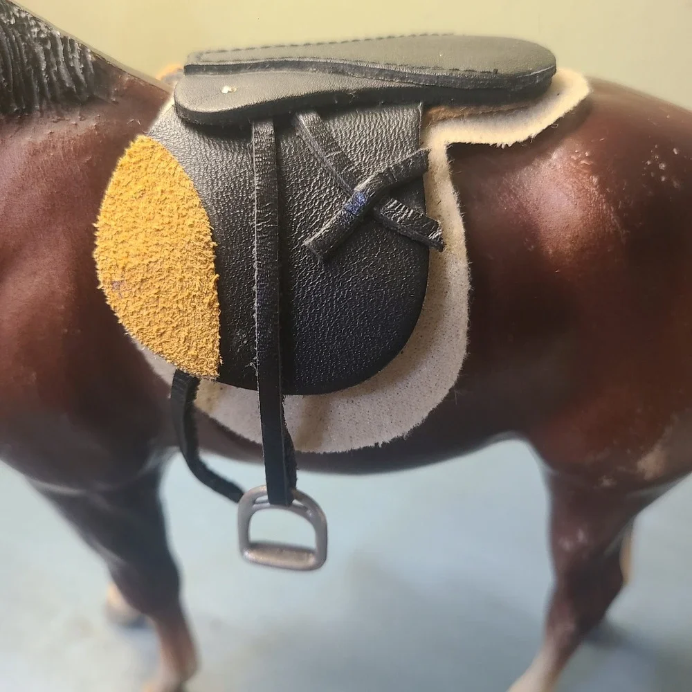 Breyer English Saddle Traditional Scale Black Tan Horse Tack Accessory